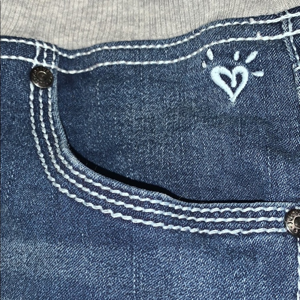 SOLD - Picture 2 of 4